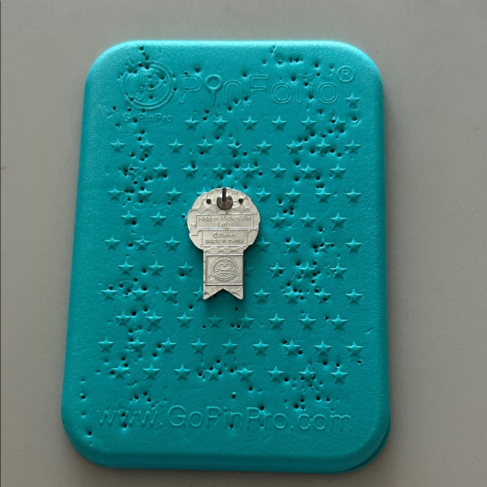 5/$30 Disney 2019 Hidden Mickey Mickey Ribbon pin - Picture 2 of 3